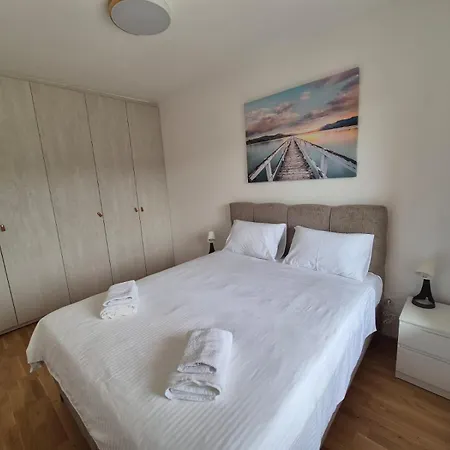 Residence-apartman 20 *