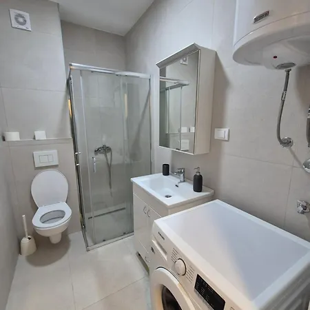Appartamento Residence-apartman 20 *